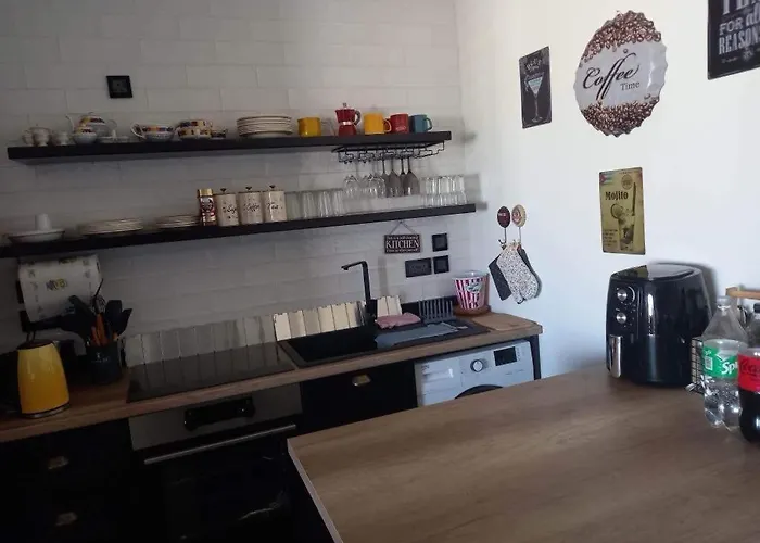 The Island Crib * Sannat