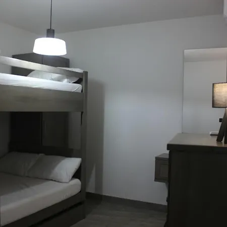 The Island Crib شقة